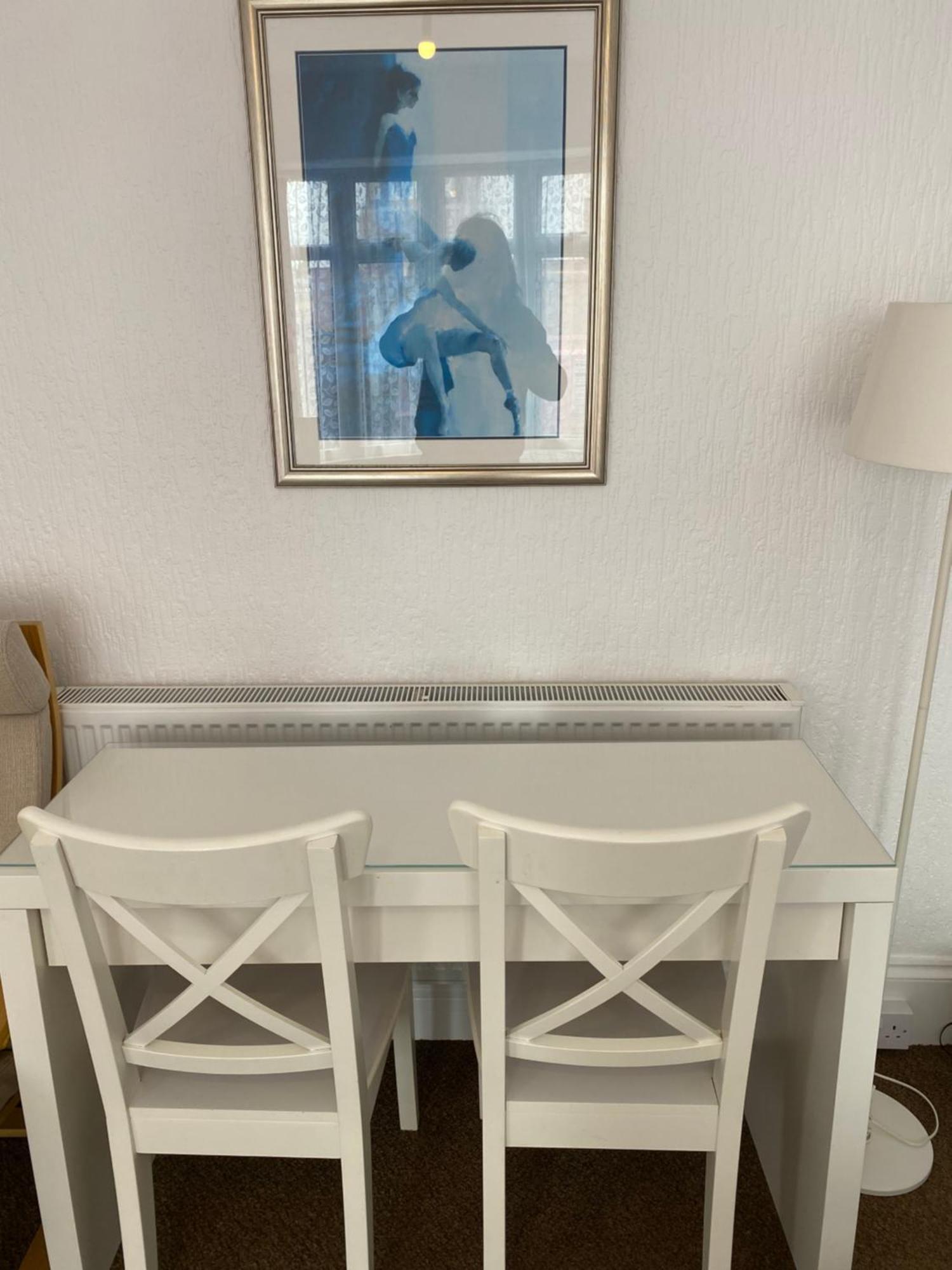 Barbie House ,Opposite The Beach & Paignton Pier , 2 Bedroom Apartment With Private Car Space & Garden , Free Access Next Door To The Stunning Ballet & Make Up School & A Beautiful Ladys Beauty Salon (Adults Only) 外观 照片
